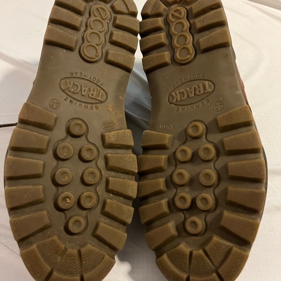 Ecco Track 2 
Size 44
Lightly worn - Picture 4 of 4